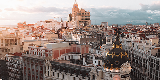 pexels-alex-azabache-3757144